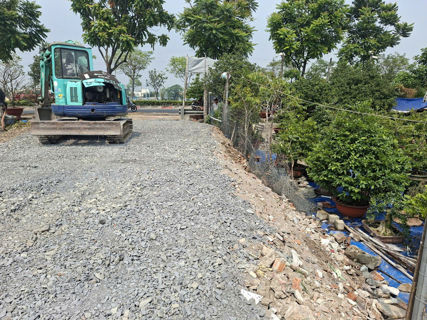 Bán nhà mặt tiền Phạm Văn Đồng Hiệp Bình Chánh. ngang 6.9m, DT356M2. Xây được Hầm 7 Lầu